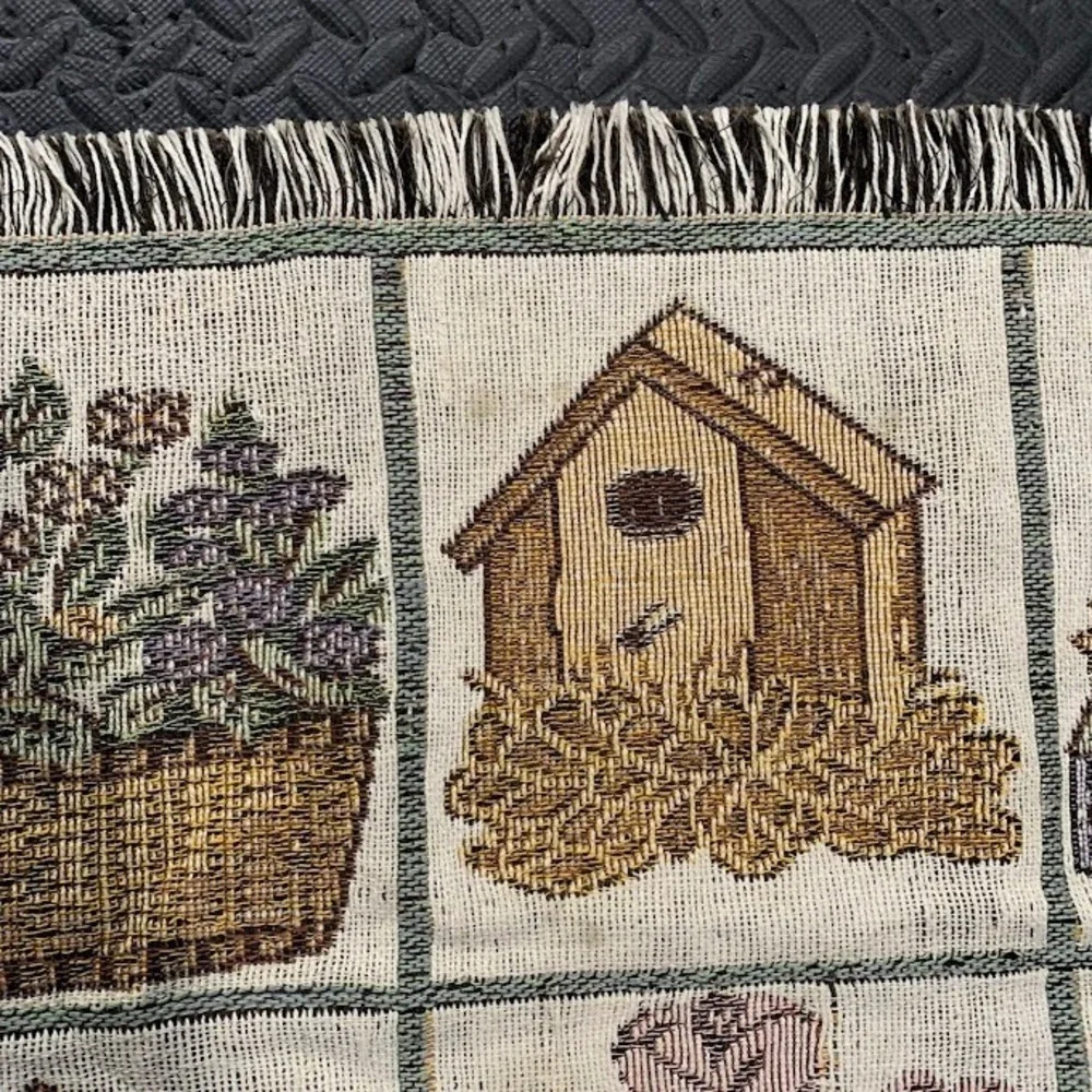 Vintage Tapestry Accent Rug Sunflowers Birdhouses Garden Grid Fringed Mat 21x36